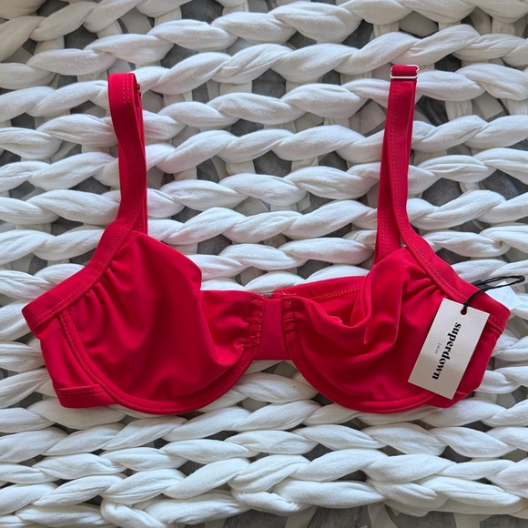 superdown Other - NWT SUPERDOWN Vibrant Red Underwire BIKINI TOP SIZE XS